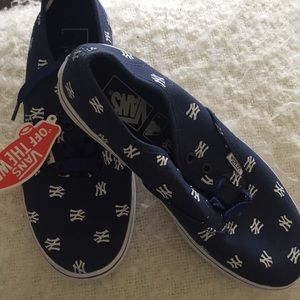 Vans NY